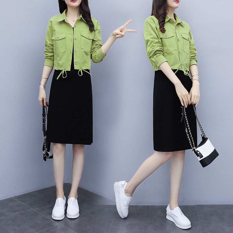 秋装2020年新款女休闲气质连衣裙 以魅连衣裙