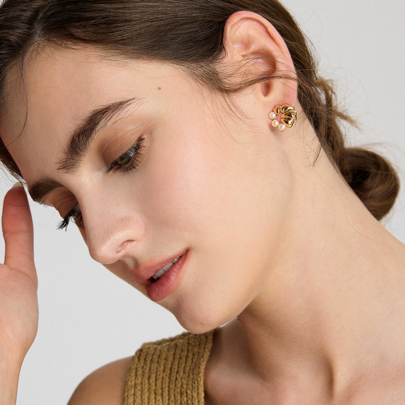 BRI.R/佰色传情S925银淡水珍珠小众重工设计耳钉气质耳环耳饰,淘宝优惠券,粉丝福利购,淘宝优惠卷