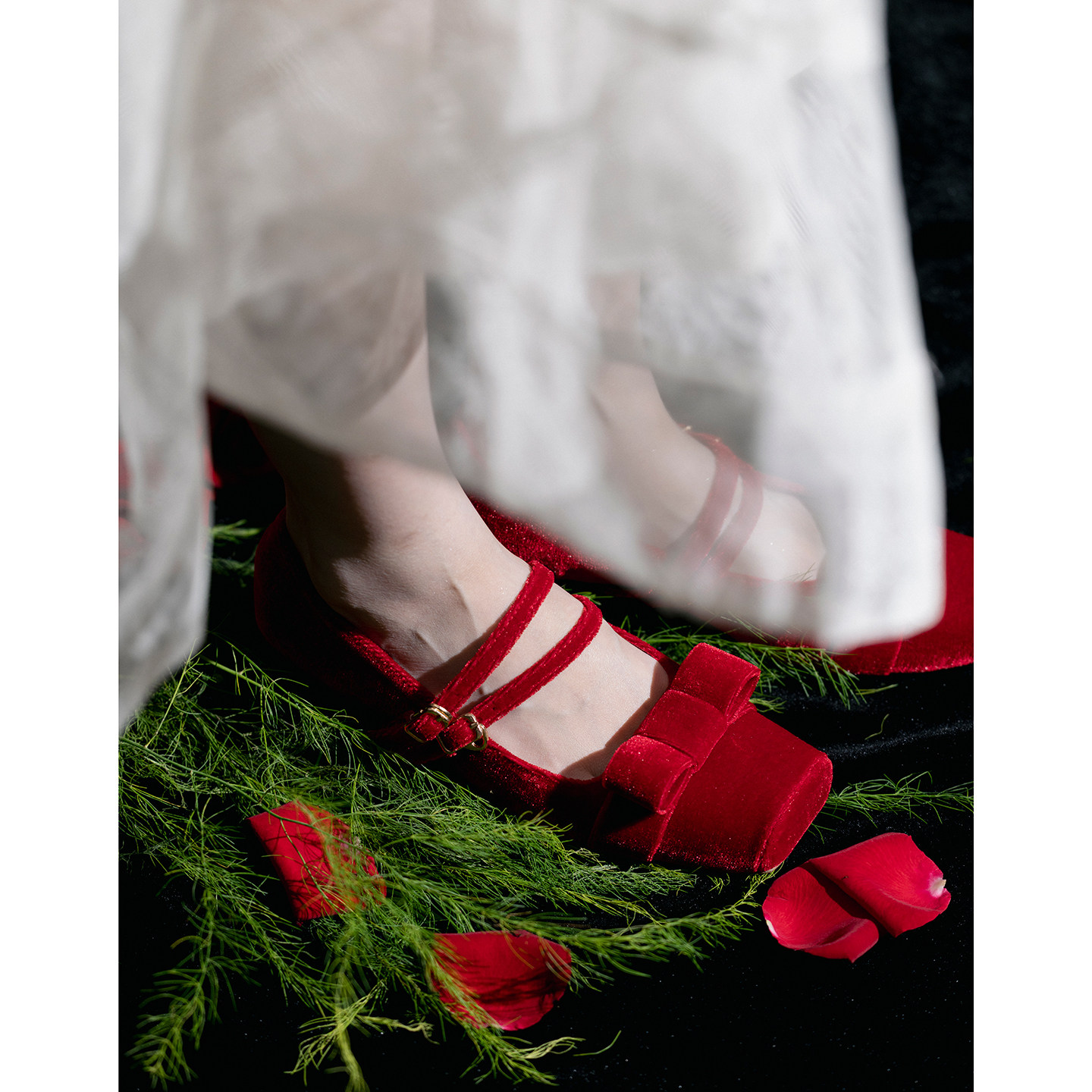 【椿】爱丽丝1/复古法式红丝绒蝴蝶结方头粗跟芭蕾玛丽珍鞋红婚鞋,淘宝优惠券,粉丝福利购,淘宝优惠卷