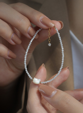 韩国新款黑白色猫咪手链可调节仿天然水晶小珍珠黑尖晶日系小