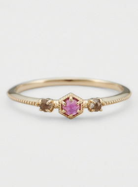 日系轻奢珠宝 925银镀14k金戒指 简约几何六边形镁铝石榴水晶指环