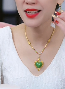 新款大气绿色爱心女吊坠