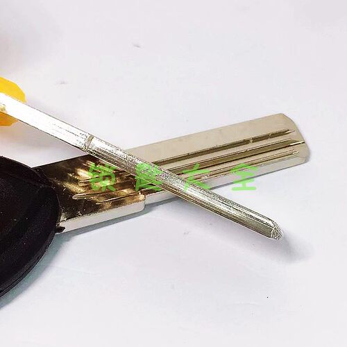 胶方柄利可达长度29mm双排曲线打孔边铣槽防盗门锁铜质钥匙胚子 - 图2