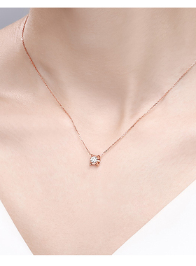 银镀金莫桑石玫瑰牛头四爪吊坠