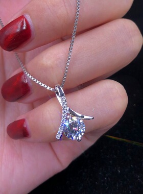 镶嵌莫桑石锁骨链克拉吊坠