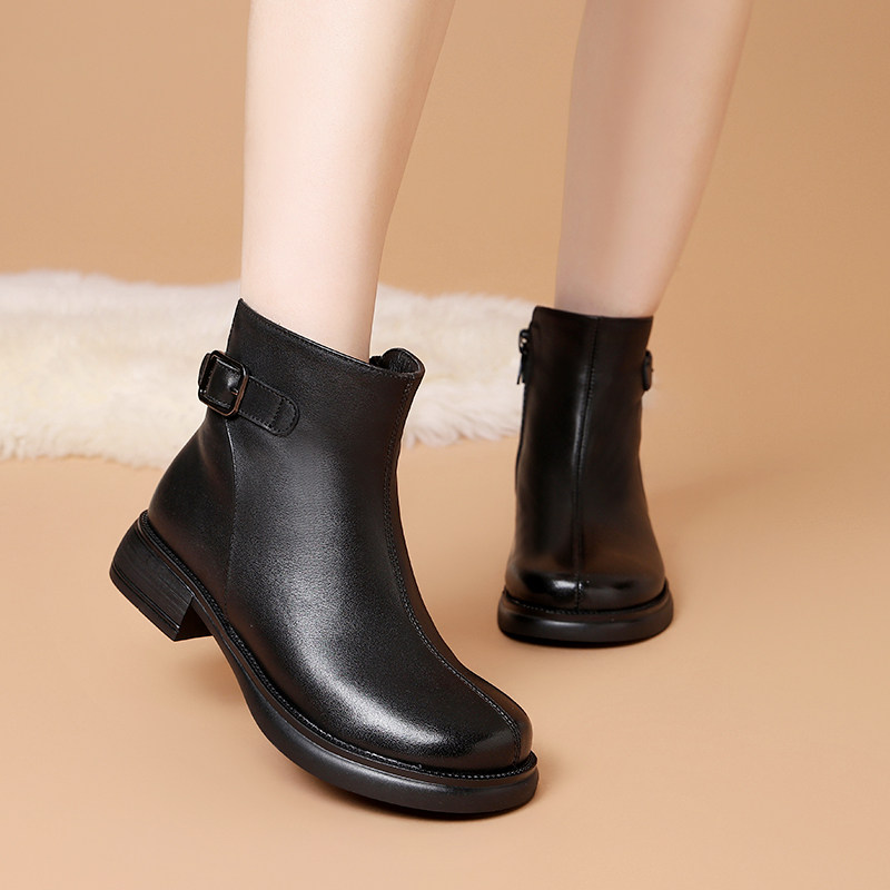 中年女士短靴真皮软底加绒皮鞋加厚保暖妈妈棉鞋大码女鞋41冬鞋43,淘宝优惠券,粉丝福利购,淘宝优惠卷