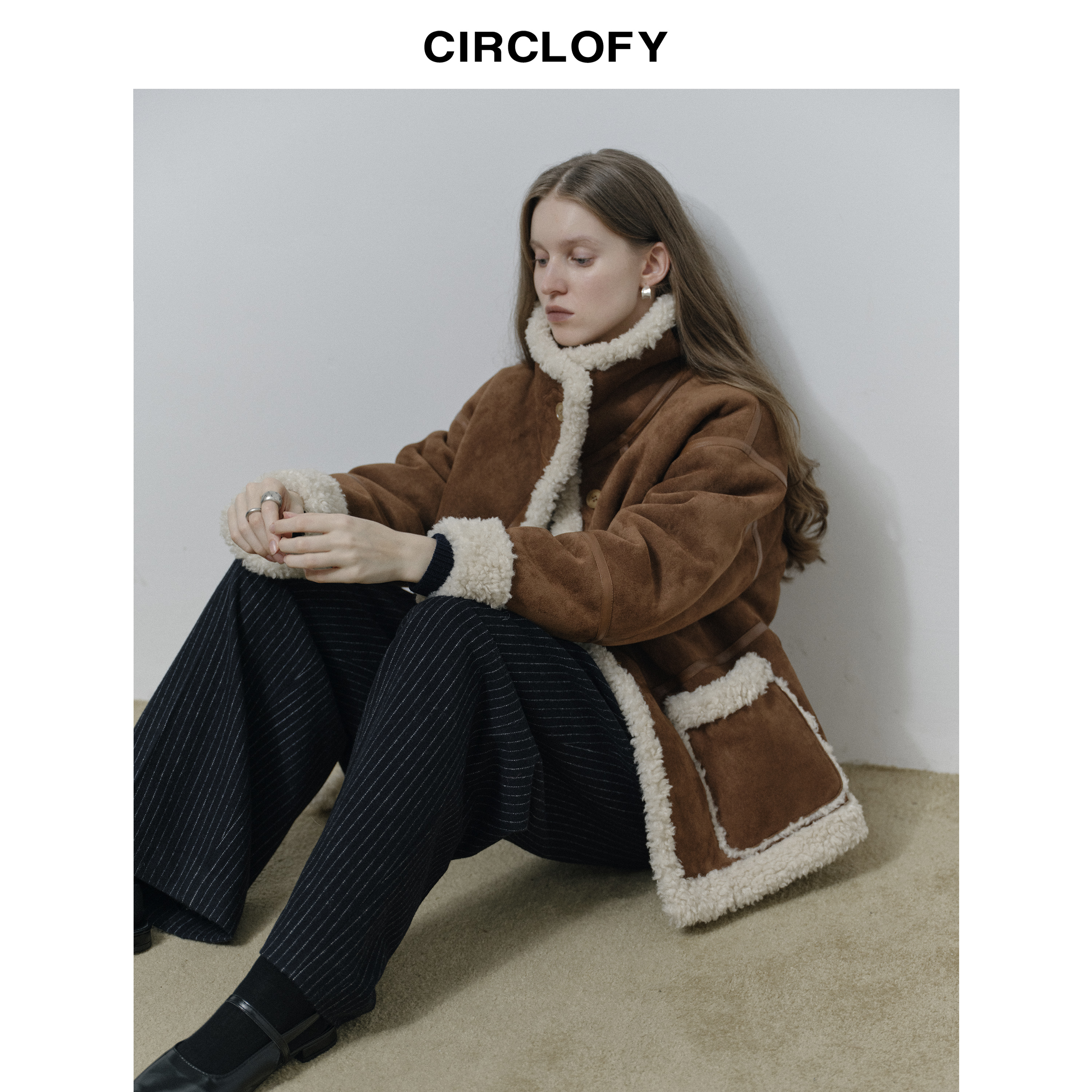 【极寒系列】CIRCLOFY瑟夕 正反两穿撞色仿麂皮绒皮毛一体外套女