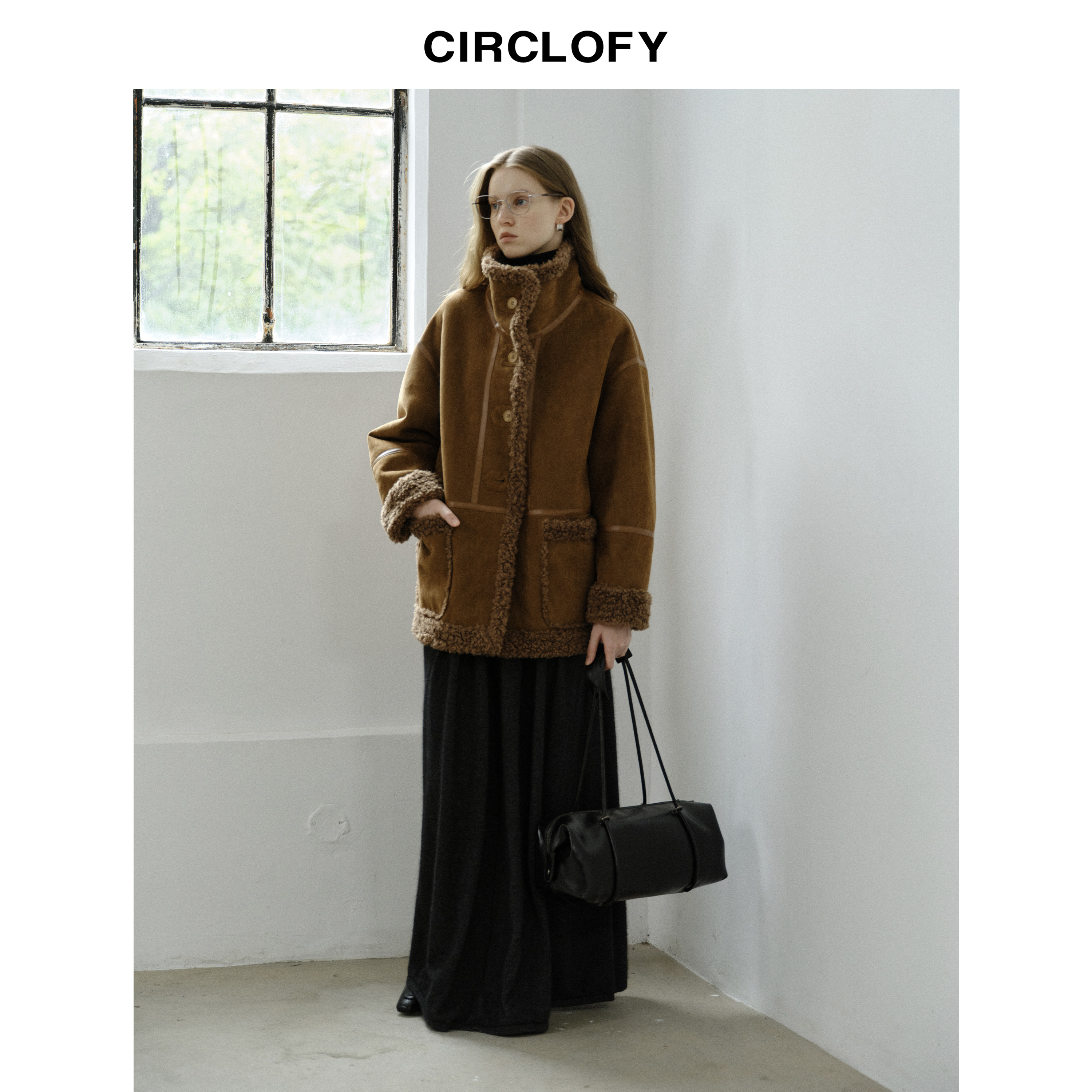 【极寒系列】CIRCLOFY瑟夕 正反两穿撞色仿麂皮绒皮毛一体外套女