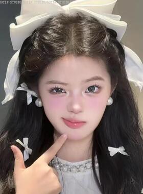 立体缎面白色大蝴蝶结发夹