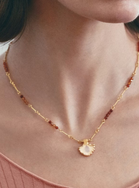 扇形贝母白水晶串珠项链高级感吊坠小众设计锁骨链