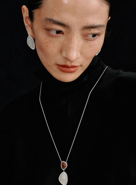 鎏金纹理天然石吊坠项链女轻奢简约小众设计高级感长款项链