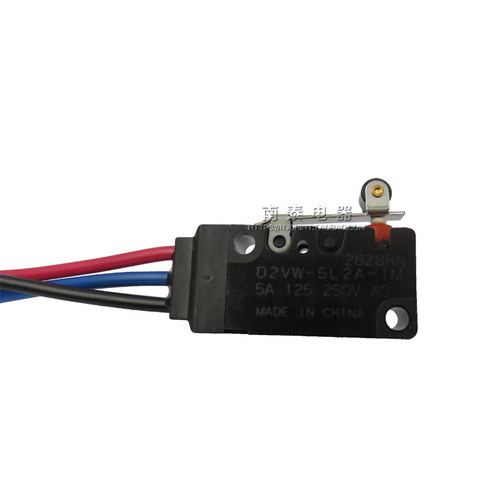 OMRON欧姆龙 带线防水微动开关D2VW-5L2A-1M密封型行程限位带短轮 - 图0