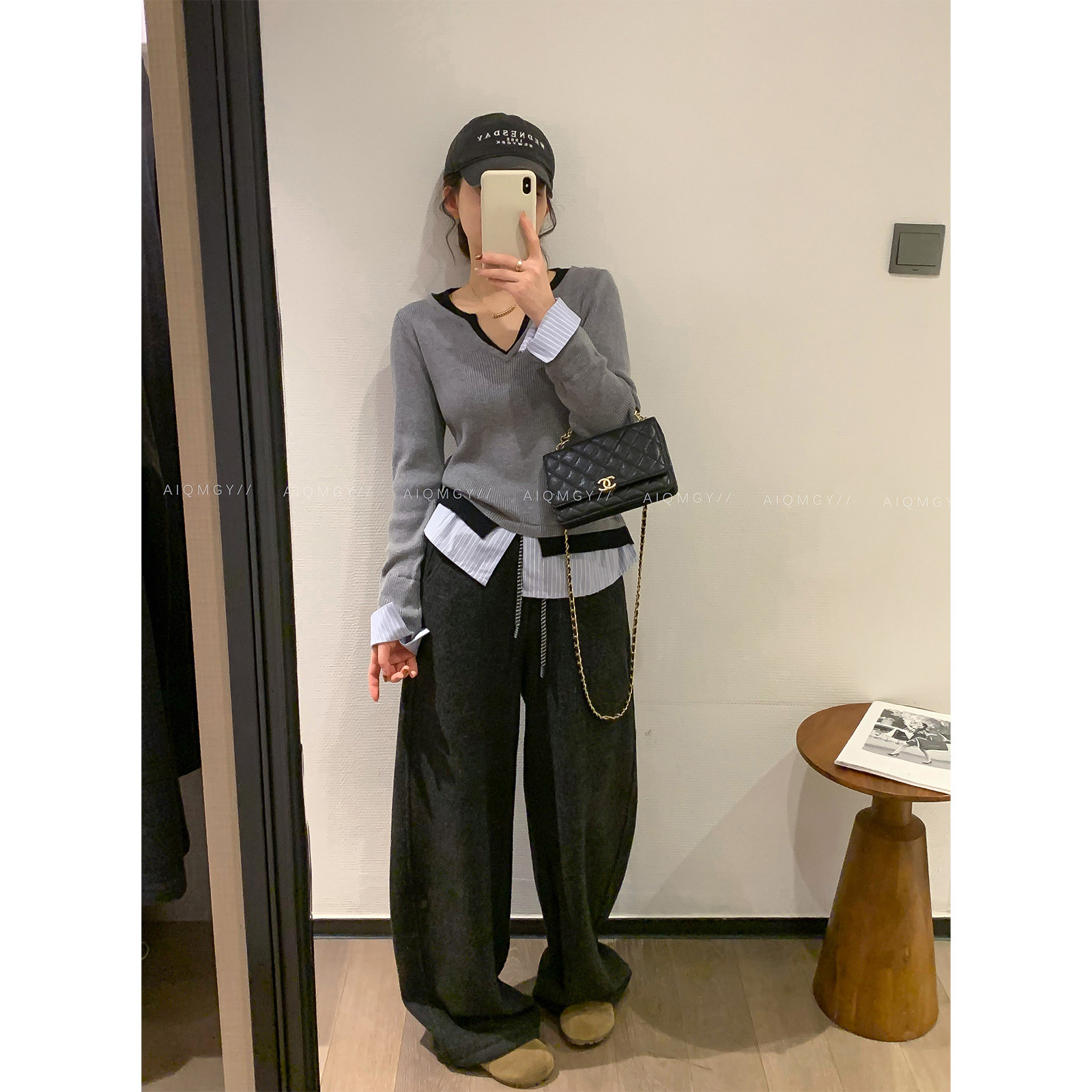 爱情魔鬼鱼 藏蓝色长袖V领假两件针织衫女2025年冬季新款修身上衣,淘宝优惠券,粉丝福利购,淘宝优惠卷