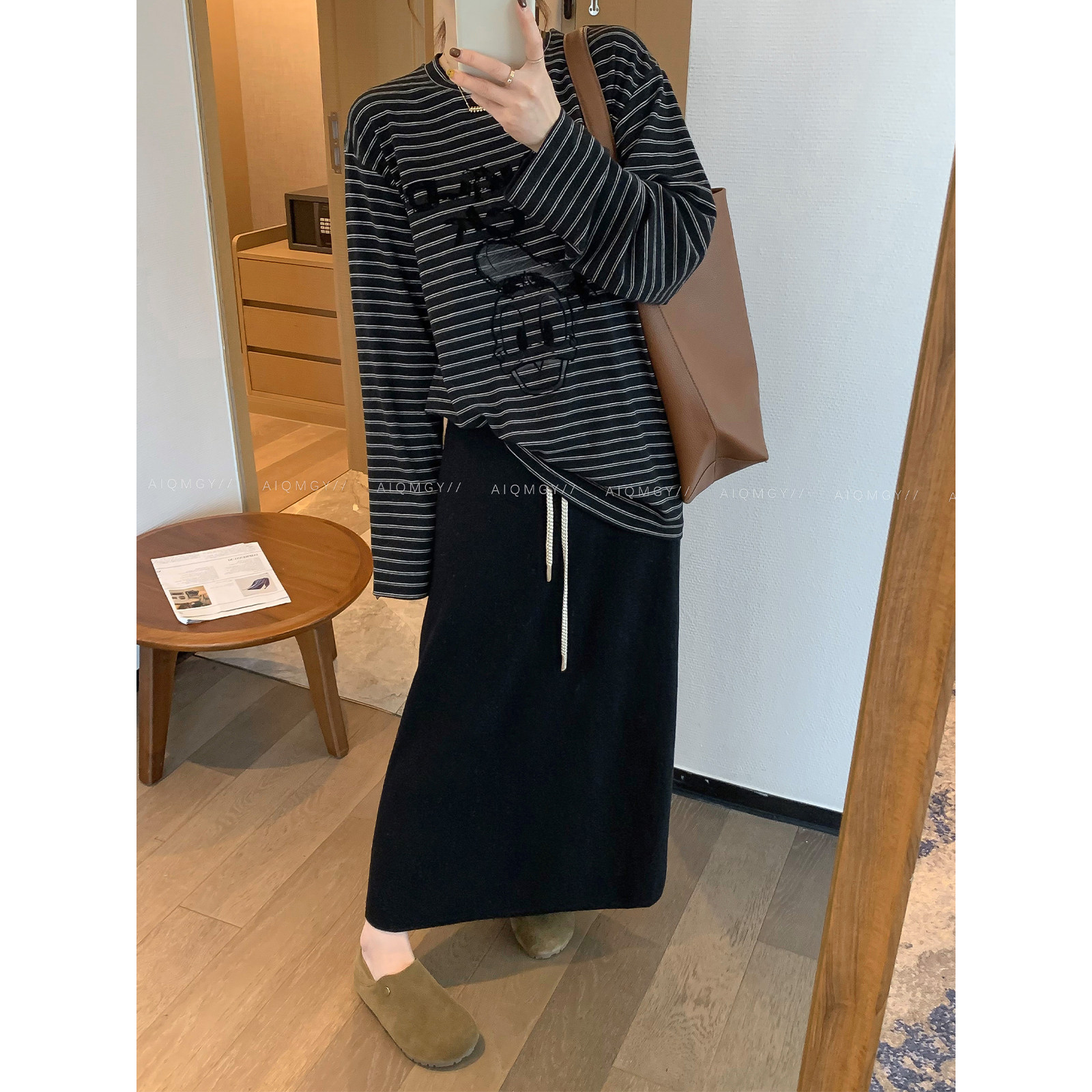 爱情魔鬼鱼 条纹字母卡通长袖T恤女2025秋冬新款慵懒风中长款上衣,淘宝优惠券,粉丝福利购,淘宝优惠卷