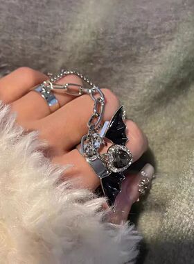 Y2K甜酷辣妹~恶魔十字架戒指小众设计感暗黑风个性亚文化哥特指环