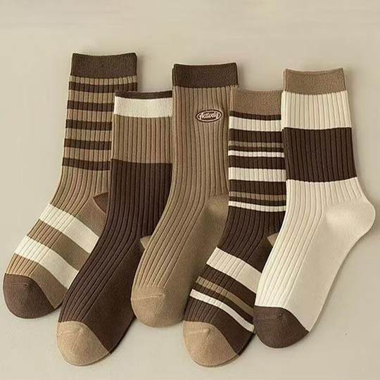 美拉德袜子女春秋款中筒ins潮流堆堆袜2024新款爆款咖色女士长筒