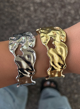 欧美不规则复古项圈装饰Simple and irregular retro collar