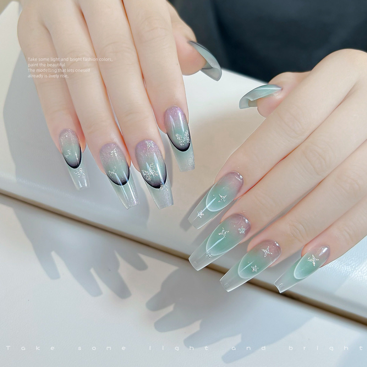 美甲雪花圣诞钻石星纱梦幻爆闪白色星芒亮片蝴蝶爱心网红指甲饰品,淘宝优惠券,粉丝福利购,淘宝优惠卷