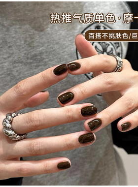网红款恩妮诗秋冬焦糖棕色甲油胶