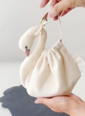 日本天鹅手拎包单肩斜挎包女简约休闲小众设计感手提包包