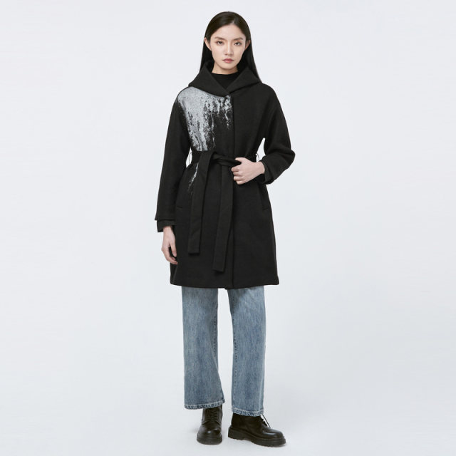 sdeer圣迪奥冬季休闲连帽撞色印花收腰长款毛呢大衣女S20481807