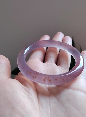 精品53圈口天然原色无烧无染色马料圆条玉髓手镯冰种强荧光