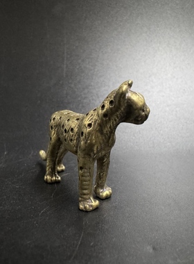 摆设铜雕仿古黄铜黄铜复古跨境旧批发猎豹摆件做宠手把件茶工艺品