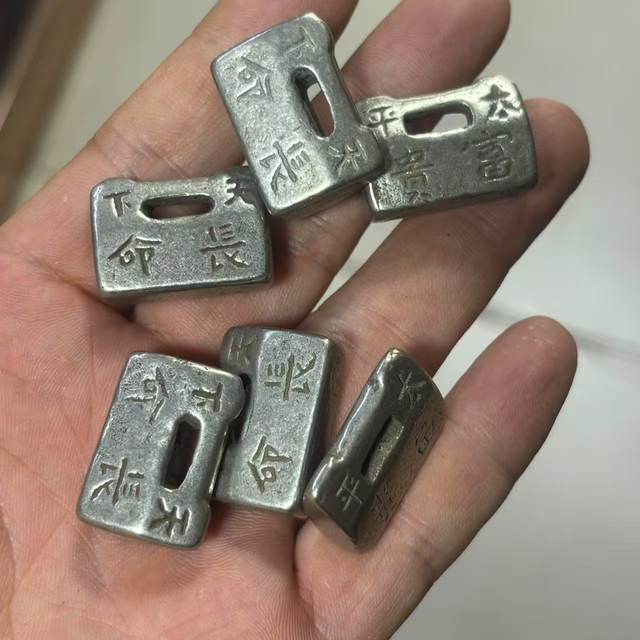 New product pure copper antique miscellaneous collection white copper longevity copper lock paste hand-carved single price