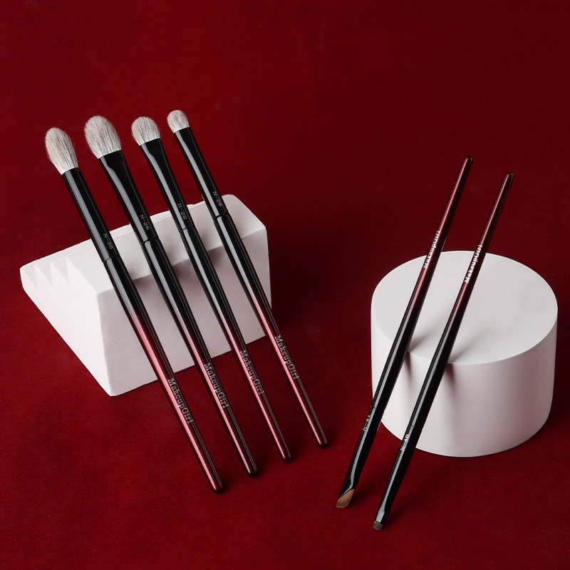 魅女郎朱釉眼影刷套装细节晕染眼线刷动物毛眼部三件套沧州化妆刷,淘宝优惠券,粉丝福利购,淘宝优惠卷