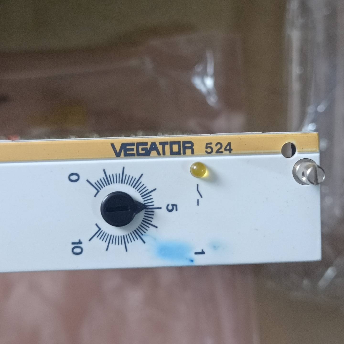 询价购-全新正品，VEGATOR 524 控制单元，型号 - 图0