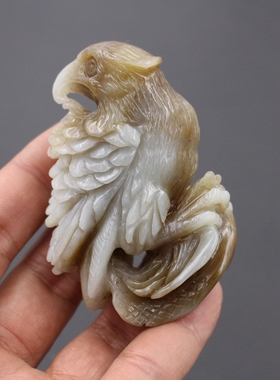 新疆和田玉糖玉鹰把件抓住机遇