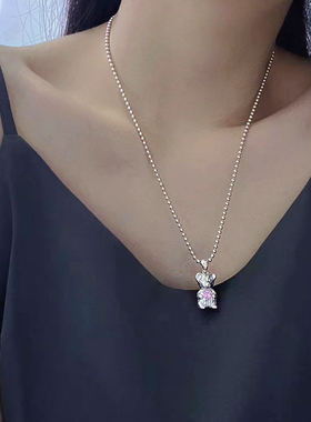 925纯银粉钻爱心小熊吊坠女ins小众高级感可爱俏皮甜美风百搭挂坠