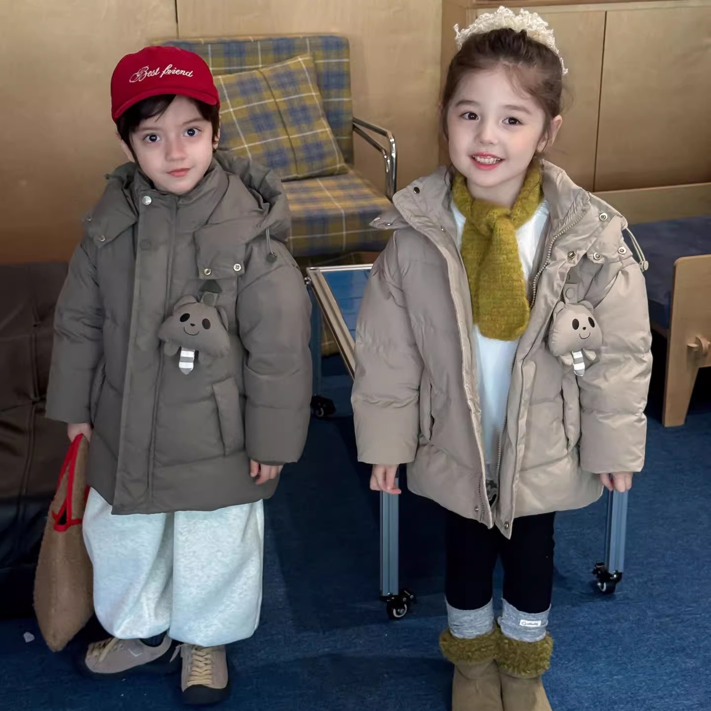 小童卡通中长款连帽羽绒服男女童2025冬装宝宝棉衣服儿童加厚外套 - 图3