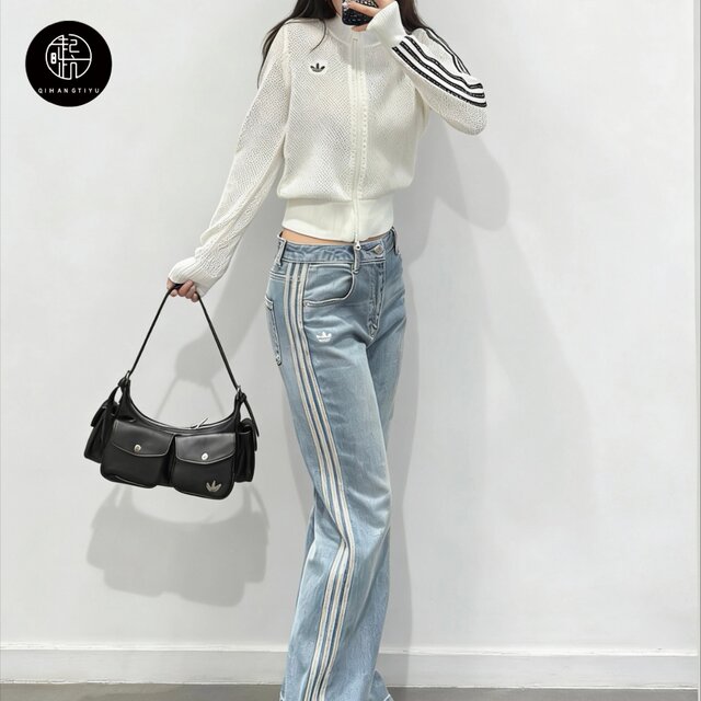Adidas originals clover catwalk ແບບ retro ການອອກແບບກະເປົ໋າບ່າແບບພົກພາຕາມຖະຫນົນ KW4748