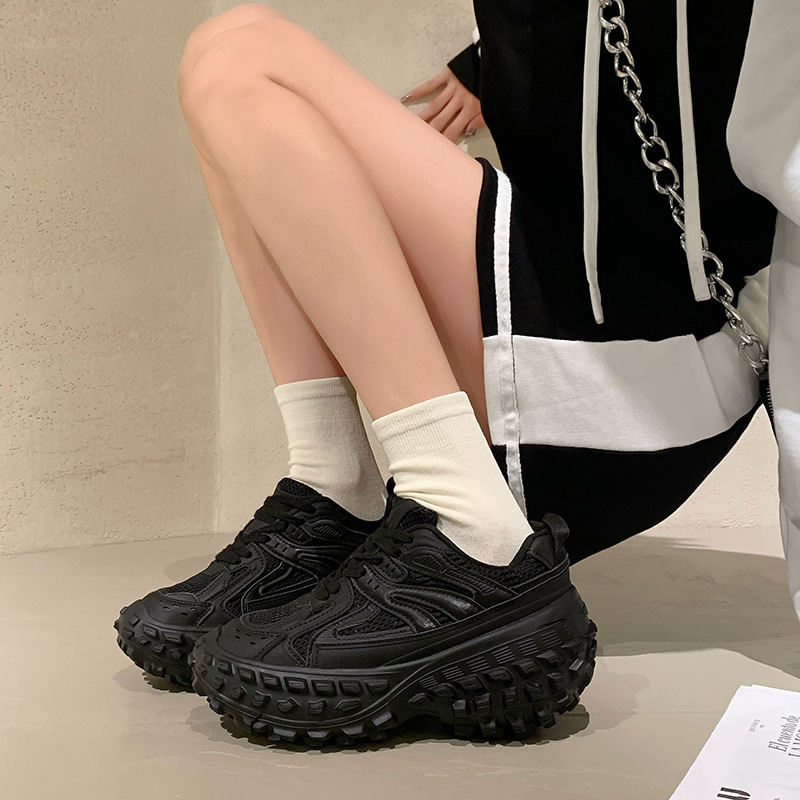 轮胎底榴莲鞋女2024秋季新款百搭厚底休闲运动明星同款老爹鞋