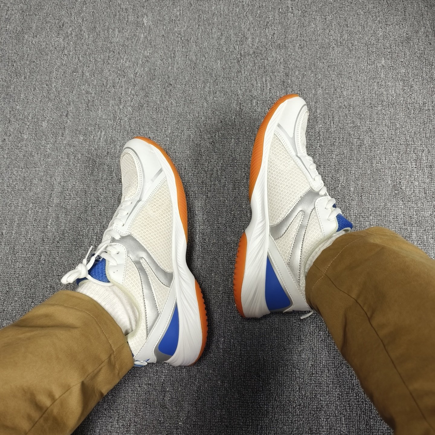 捡漏清仓！羽毛球鞋夏季男鞋大码白色运动鞋轻便透气贴地防滑鞋子,淘宝优惠券,粉丝福利购,淘宝优惠卷