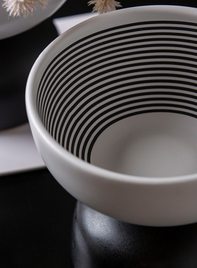 丹麦原创黑白双色拼接果盘摆件