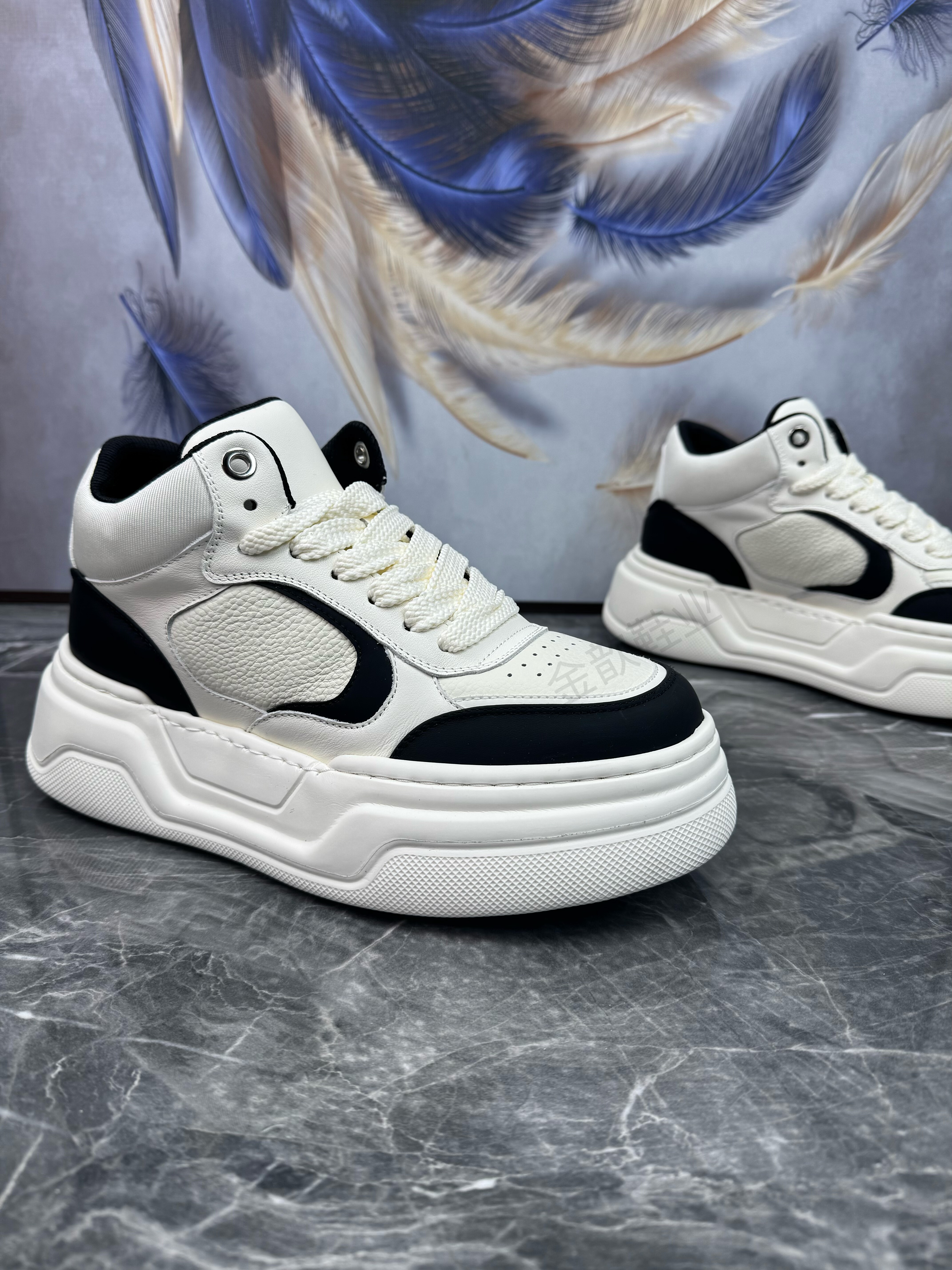 男鞋2025秋冬新款头层牛皮轻便厚底百搭真皮高帮小白运动休闲板鞋,淘宝优惠券,粉丝福利购,淘宝优惠卷