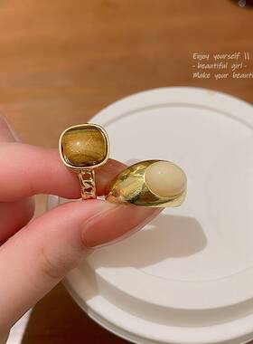 法式高级感琥珀色戒指女ins轻奢小众百搭气质食指戒学生闺蜜指环