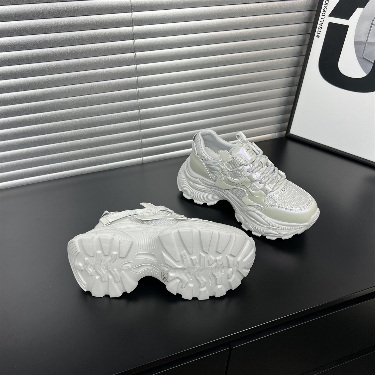 厚底真皮老爹鞋女2026年春季新款时尚鞋水钻轻便百搭休闲运动鞋,淘宝优惠券,粉丝福利购,淘宝优惠卷