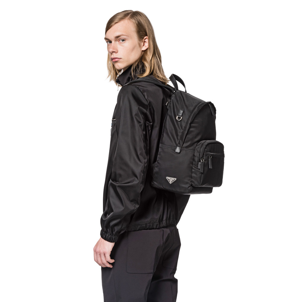 prada /普拉达黑色 天猫奢品直营双肩背包