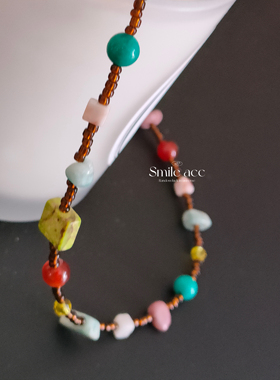 2026新款彩色不规则手工串珠项链女ins小众设计师洋气百搭锁骨链