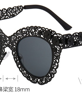 蝶形镂空小脸太阳镜