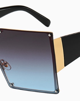 大脸方框太阳镜实店价