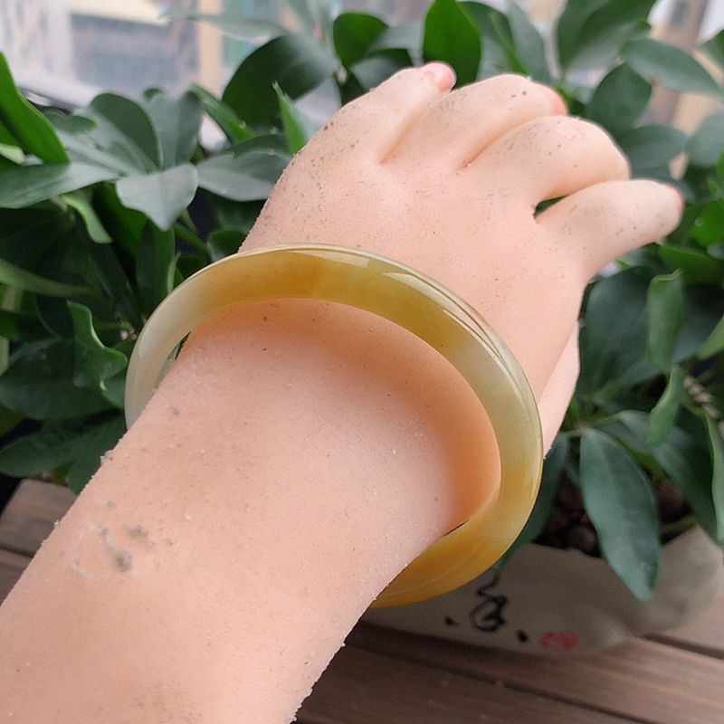 缅甸A货天然翡翠 老坑冰种飘黄翡正装正圈手镯65-66大圈口 - 图1