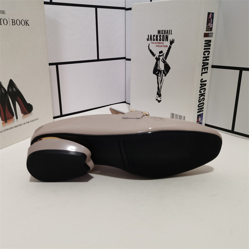 外贸断码女鞋夏季时尚百搭圆头低跟网面凉鞋包头拖鞋特价清仓处理,淘宝优惠券,粉丝福利购,淘宝优惠卷