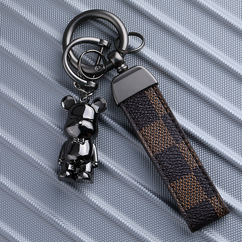 金属高级感暴力熊钥匙扣男创意个性汽车钥匙链挂件背包挂饰马蹄扣