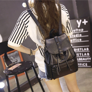 韩版新款女士时尚百搭软皮双肩包