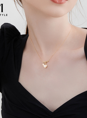 MCK双面红白色贝壳爱心锁骨链