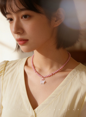 贝壳猫咪粉猫眼石项链